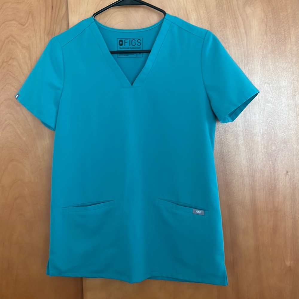 FIGS 3 pocket Casma scrub top